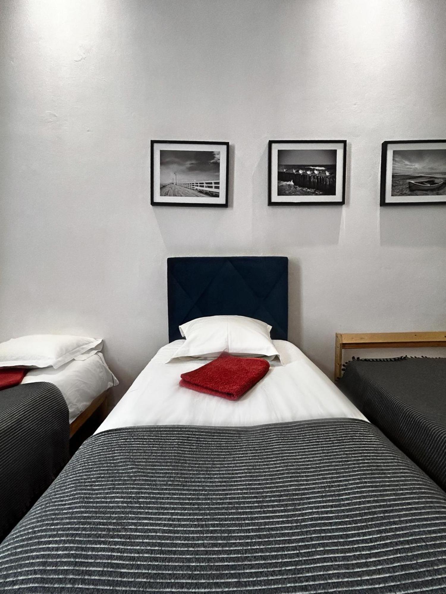 Harmony Aparthotel Krakau Buitenkant foto