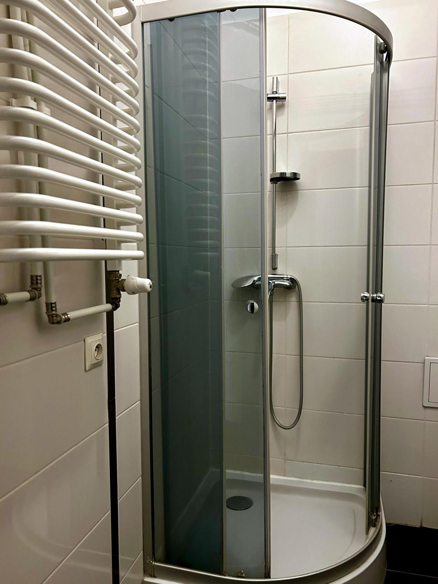 Harmony Aparthotel Krakau Buitenkant foto